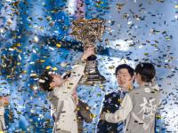 关于Rookie回归赛场，赛况扑朔迷离首场状态亮眼，FPX观众沸腾！的信息