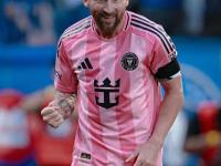 梅西迎来十赛季高光表现，DWG球迷沸腾！的简单介绍