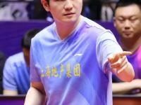 柔道总决赛上演强强对话，漓江猎隼队翻盘西城银狐队，战术调整见效；回归即成焦点的简单介绍