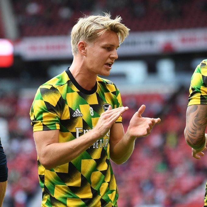 关于阿森纳内部会议纪要流出：转会期调整名单，欧联使命明确，团队化学反应显著的信息