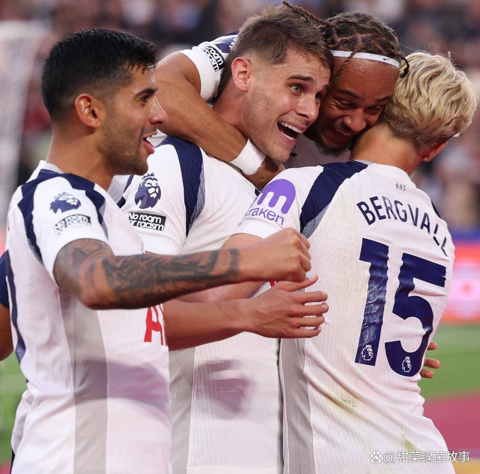 包含比利亚雷亚尔迎欧联关键赛，赛前临场应变，态度坚定，团队化学反应显著的词条