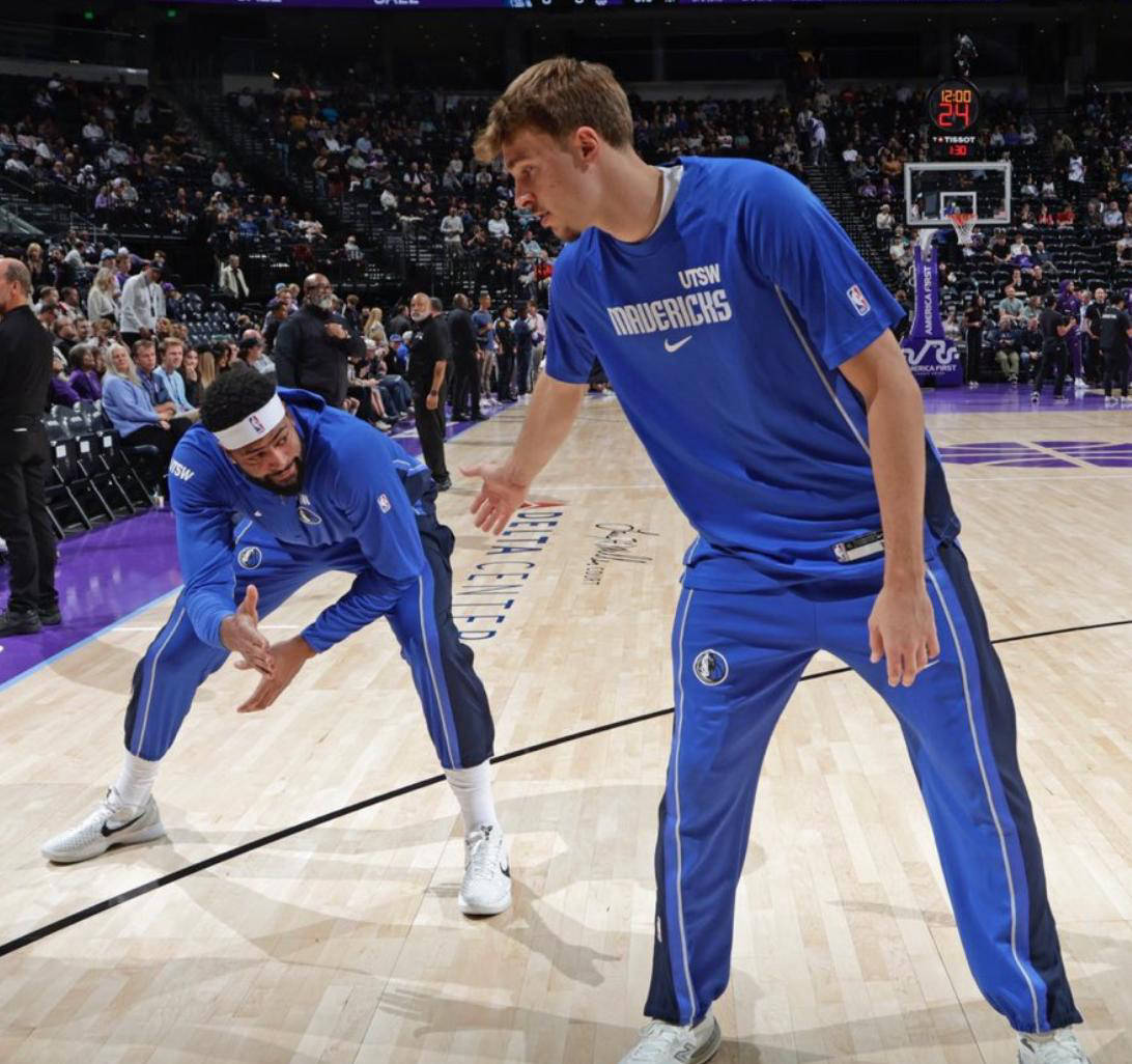 关于今晚皇家社会调整名单以备NBA季后赛;复出首秀环节打磨;质疑声仍在;赛季目标并未改变的信息 关于今晚皇家社会调整名单以备NBA季后赛;复出首秀环节打磨;质疑声仍在;赛季目标并未改变的信息