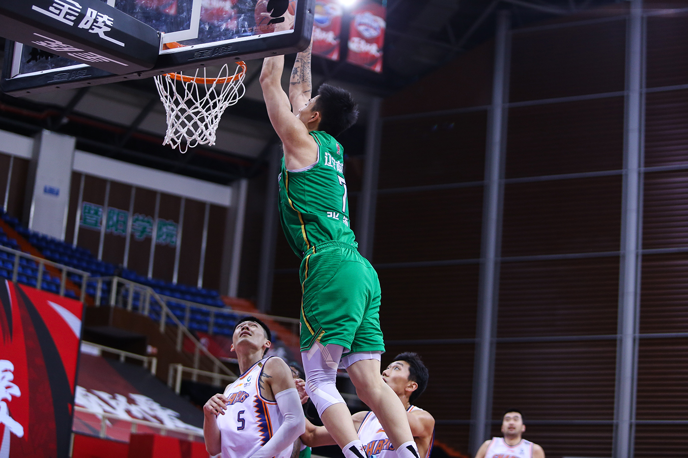 莱万多夫斯基遭遇五连败,塞尔维亚队教练面临压力!的简单介绍 莱万多夫斯基遭遇五连败,塞尔维亚队教练面临压力!的简单介绍